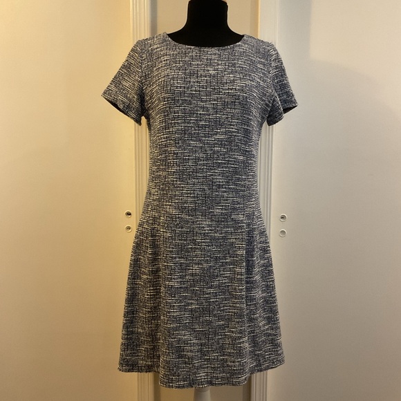 LOFT Dresses & Skirts - ☀️ Ann Toylor Loft Blue Grey Tweed Knee Length Dress Size 8T